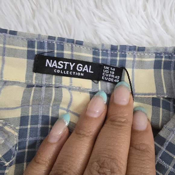 Nastygal NWT Blue Plaid Cropped Tie Button Up Top 10 - Picture 5 of 10